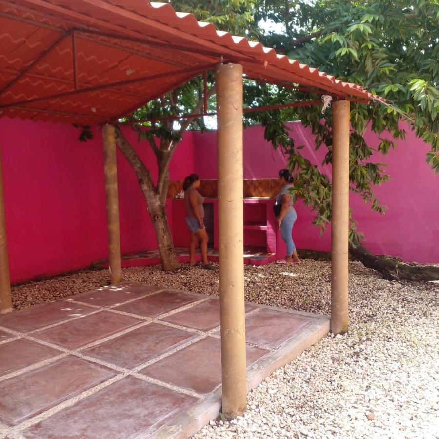 Hotel Champoton Exterior photo